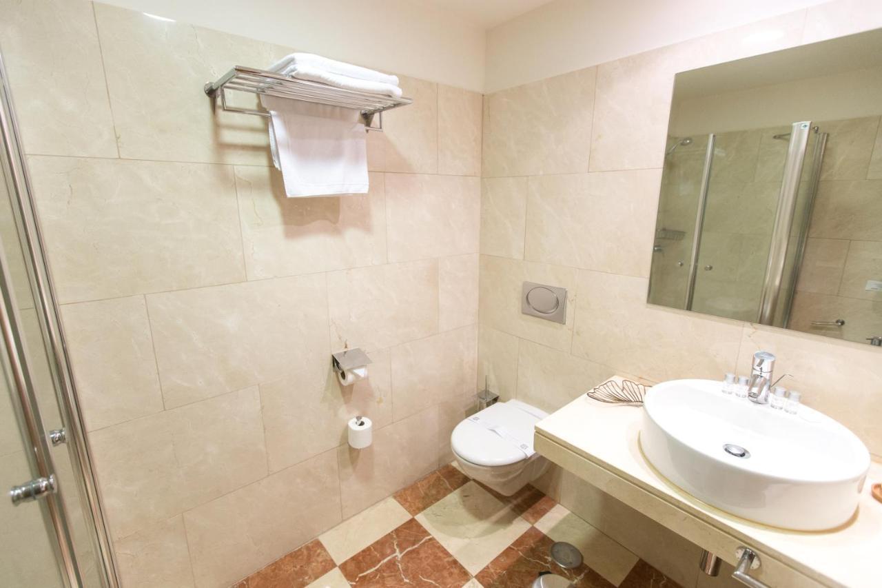 Hotel Garelos Betanzos Luaran gambar